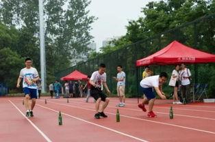 校园操场吃瓜事件15岁